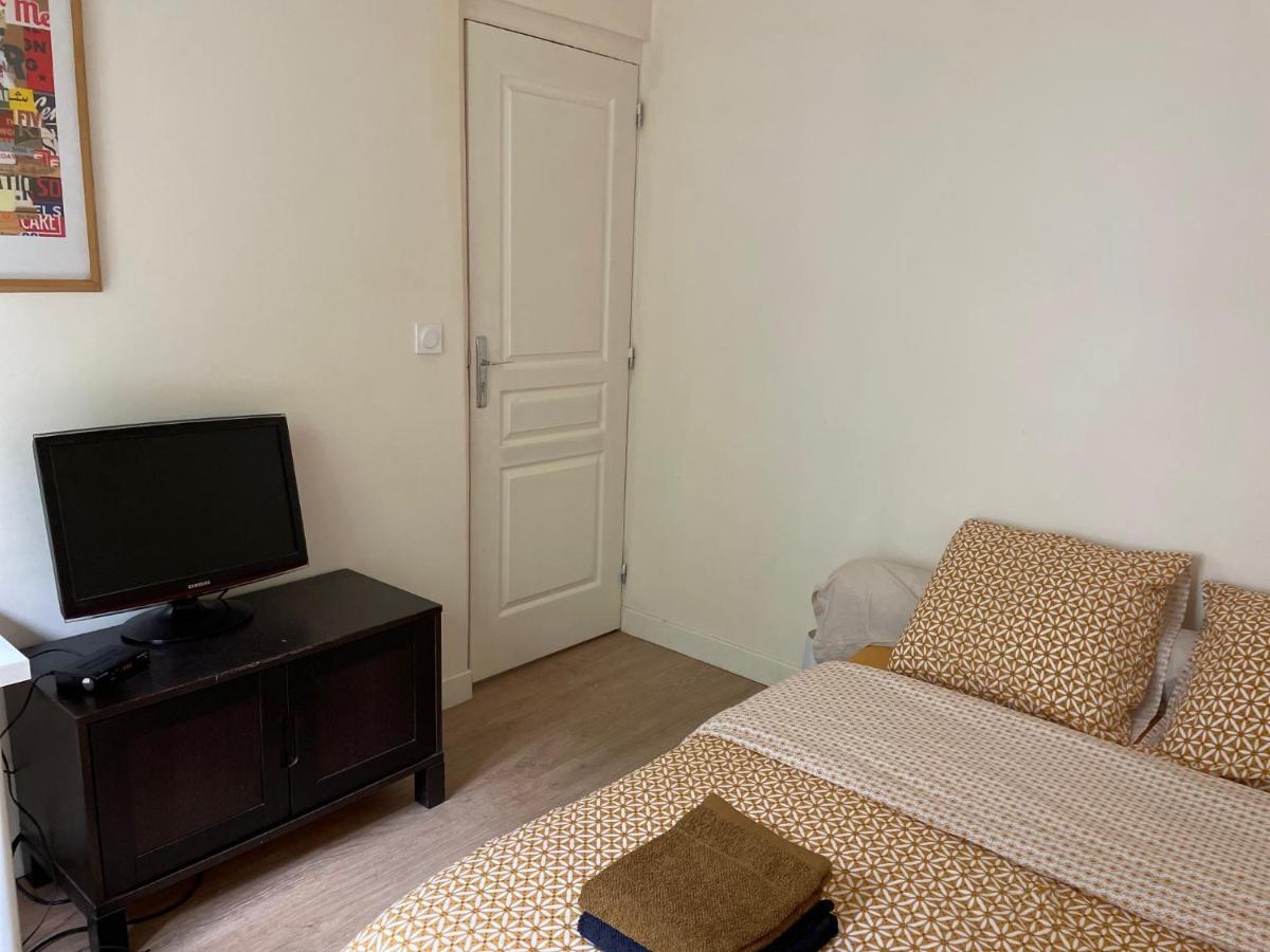 Chambre Dans Une Maison Partagee نويلي-سور-مارن المظهر الخارجي الصورة